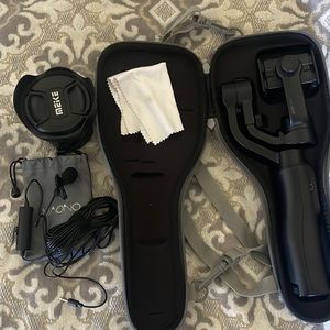 Meke Lens, zhiyun gimbal, mono lab mic,